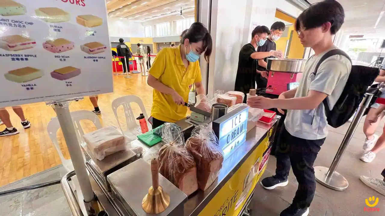 Best Ice Cream Cart Live Station Rental in Singapore [2024] FunCo